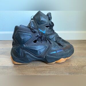 ☘️Nike LeBron James XIII Black Lion High tops, size 13